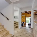 Gordana Castelliere Villa